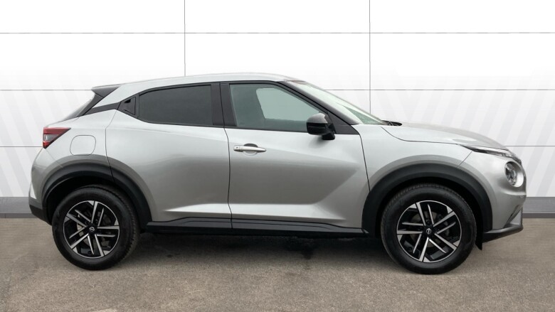 Nissan Juke 1.0 DiG-T N-Connecta 5dr DCT Petrol Hatchback